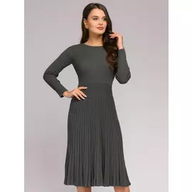 Платье вязаное