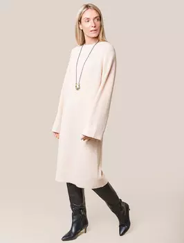 Платье вязаное