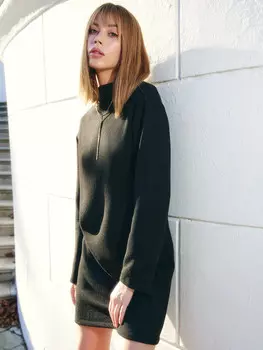 Платье женское мини в черном цвете