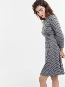 Платье женское серое мини с паттерном