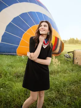 Платье женское в черном цвете