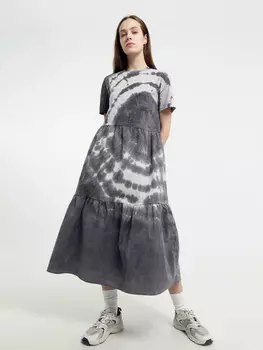 Платье женское в сером цвете в технике