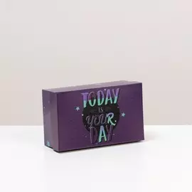 Подарочная коробка