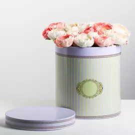 Подарочная коробка