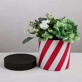 Подарочная коробка круглая