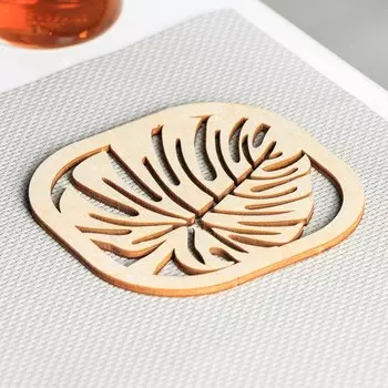 Подставка деревянная под горячее