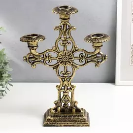 Металлический подсвечник на 3 свечи