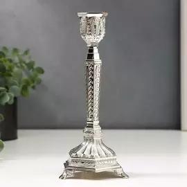 Металлический подсвечник на 1 свечу