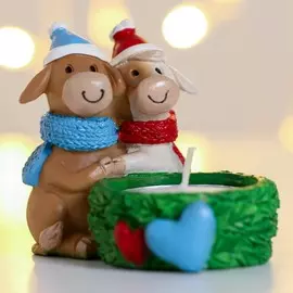 Подсвечник со свечой