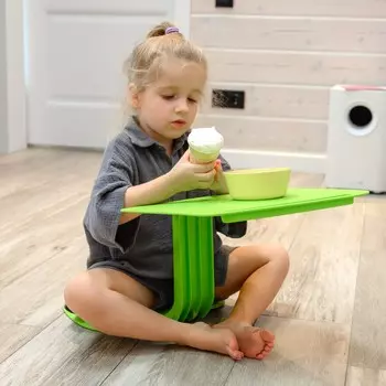 Портативный стол зеленый, 37 x 27 см