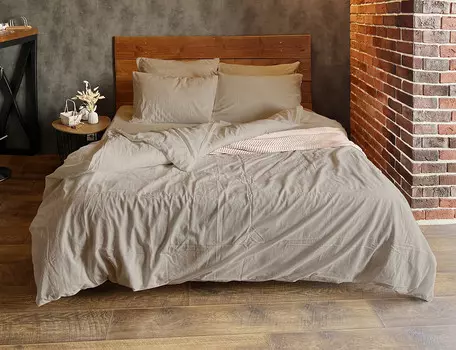 Постельное белье 1,5 сп (2 нав)