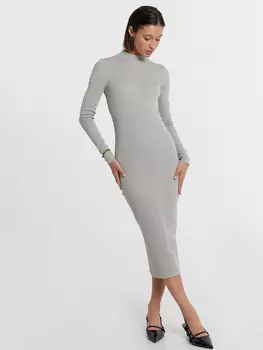 Прилегающее платье в рубчик с длинными рукавами в сером цвете