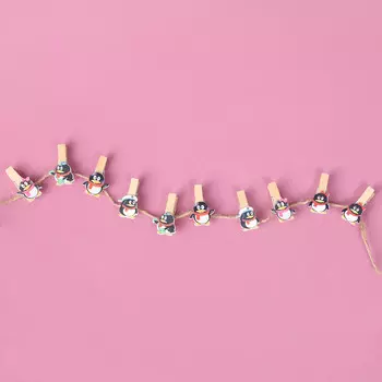 Прищепки декоративные с веревкой для подвеса