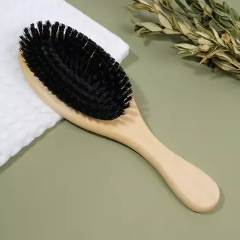 Расческа с щетиной, 22 7 см, цвет бежевый/черный