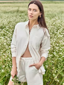 Рубашка женская молочно-бежевая с жаккардовыми цветами