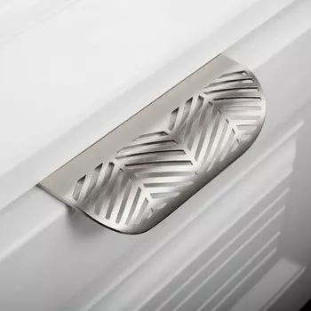 Ручка cappio, м/о 96 мм, с узором, цвет матовый серый