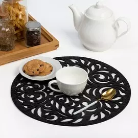 Салфетка декоративная