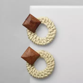 Серьги из дерева