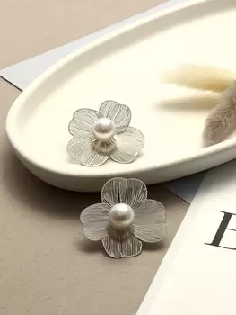 Серьги с жемчугом