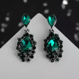 Серьги со стразами