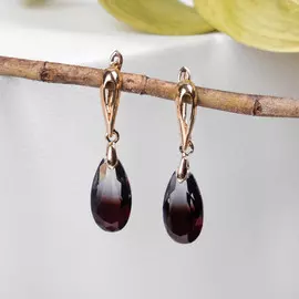 Серьги со стразами