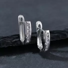 Серьги со стразами