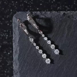 Серьги со стразами