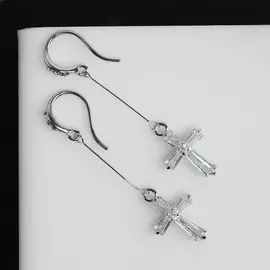 Серьги со стразами