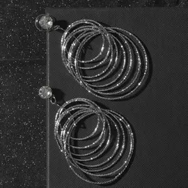 Серьги со стразами