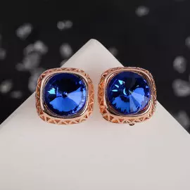 Серьги со стразами