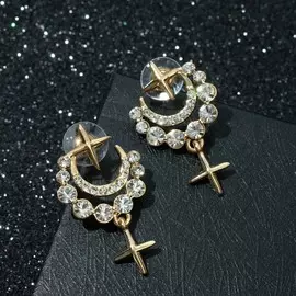 Серьги со стразами