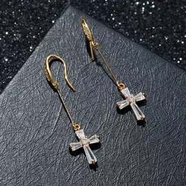 Серьги со стразами