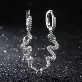 Серьги со стразами