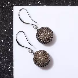 Серьги со стразами