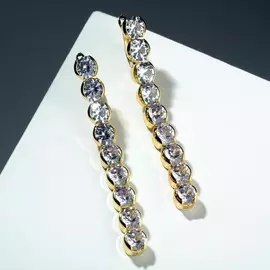 Серьги со стразами