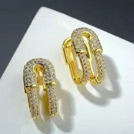 Серьги со стразами