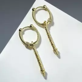 Серьги со стразами