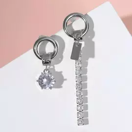 Клипсы для ушей висячие со стразами qf