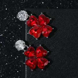 Серьги со стразами