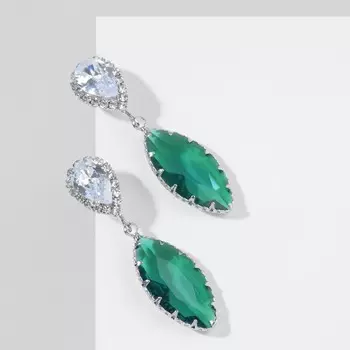 Серьги со стразами
