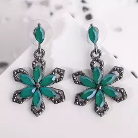 Серьги со стразами