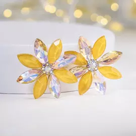 Серьги со стразами