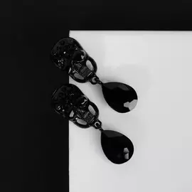 Серьги со стразами