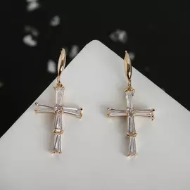 Серьги со стразами