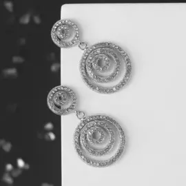 Серьги со стразами