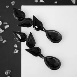 Серьги со стразами