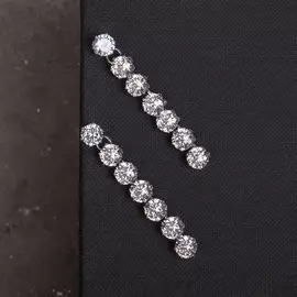 Серьги со стразами