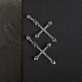 Серьги со стразами