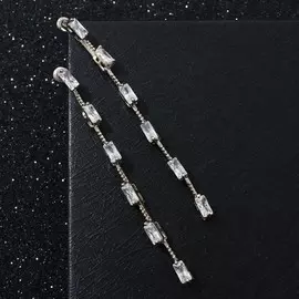 Серьги висячие со стразами