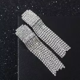 Серьги висячие со стразами
